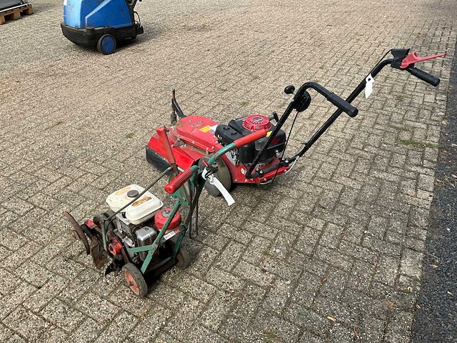 Tielburger en honda onkruidborstel en gras kantensnijder - afbeelding 5 van  10