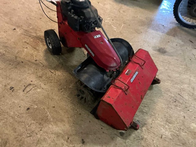 Tielburger tk31 veegmachine - afbeelding 1 van  8