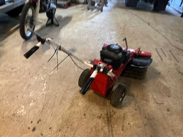 Tielburger tk31 veegmachine - afbeelding 7 van  8