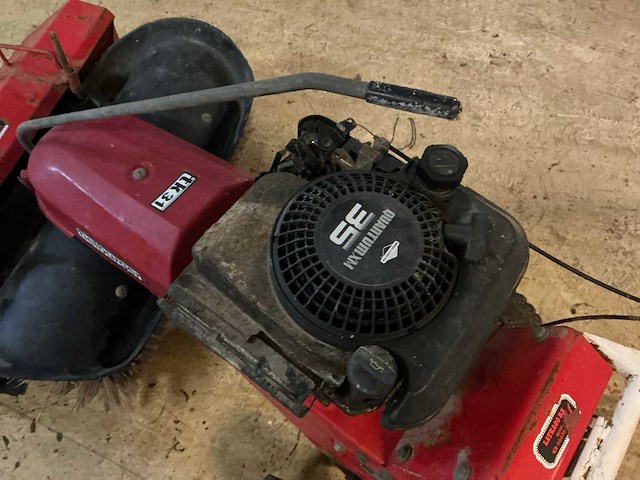 Tielburger tk31 veegmachine - afbeelding 8 van  8