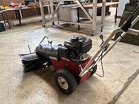 Tielburger tk36 zelfrijdende veegmachine - afbeelding 3 van  7