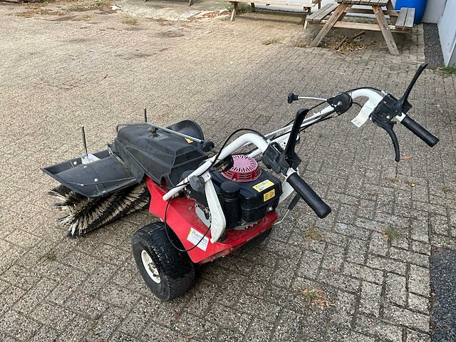 Tielburger veegmachine - afbeelding 4 van  8