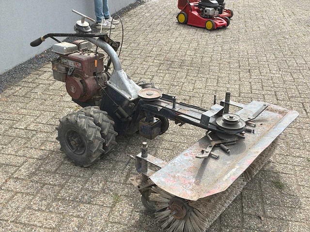 Tielburger veegmachine - afbeelding 3 van  8