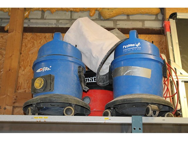 Tien apparaten waaronder vier waterstofzuigers ghibli, stofzuiger numatic, compressor profi-jet en stofzuig... - afbeelding 5 van  5
