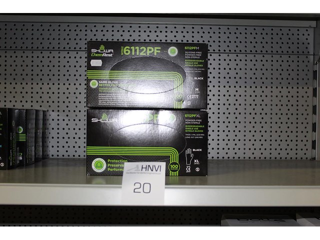 Tien dozen showa handschoenen zwart type 6112pf. 9 dozen maat xl en 1 doos maat m - afbeelding 1 van  2