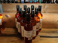 Tien flessen rosé wijn carabinera. - afbeelding 1 van  2