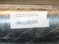 Tien rubber beschermingsmatten t.b.v. laadkabel. afmeting 1 x 1 m. worden voor de hand uitgegeven vanaf pal... - afbeelding 3 van  3