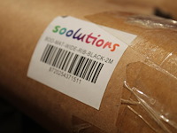 Tien rubber beschermingsmatten t.b.v. laadkabel. afmeting 1 x 2 m. worden voor de hand uitgegeven vanaf pal... - afbeelding 2 van  2