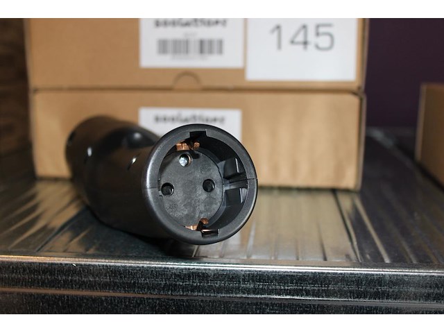 Tien verloopstekkers / adapters metron ac01. type 2 naar schuco (230v). laadpaal gebruiken als stopcontact. - afbeelding 3 van  3
