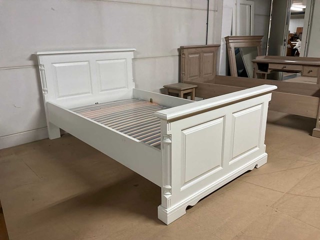 Tiffany bedframe met lattenbodem - afbeelding 2 van  12