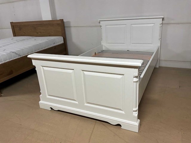 Tiffany bedframe met lattenbodem - afbeelding 3 van  12