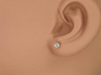 Tiffany & co - tiffany solitair oorknop met diamant - afbeelding 6 van  13