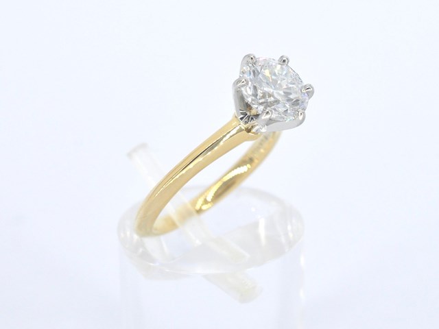 Tiffany & co geelgouden solitair ring met natuurlijke diamant - afbeelding 3 van  15