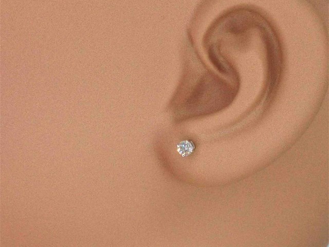 Tiffany & co solitair oorknop met diamant - afbeelding 5 van  11