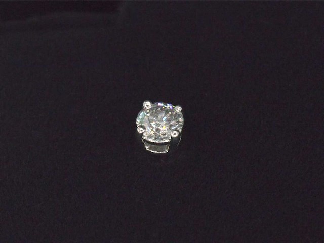 Tiffany & co solitair oorknop met diamant - afbeelding 10 van  11