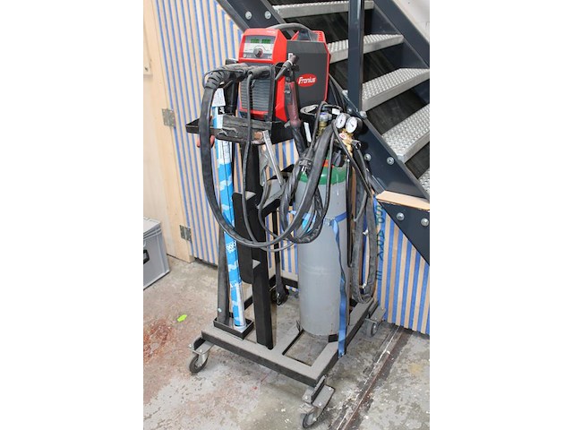 Tig lasapparaat fronium transtig 170 incl. 4m tigtoorts, massakabel en reduceerventiel op kar. let op: excl... - afbeelding 2 van  4