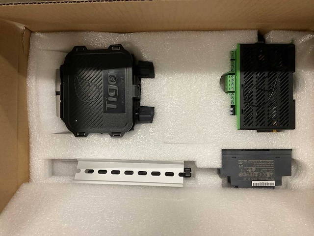 Tigo cloud connect advanced kit incl. tap (5x) - afbeelding 1 van  4