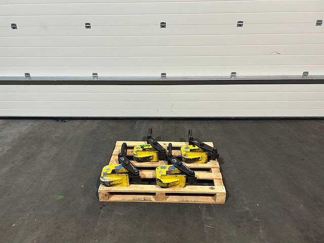 Tigrip - 2005 - twh 100 - platenklemmen (4x) - afbeelding 3 van  3