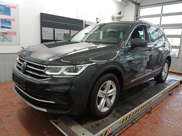 Tiguan elegance 1.4 ehybrid 245pk automaat 2023 - afbeelding 1 van  8
