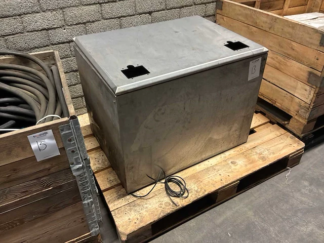Tilbox onderbouw kast - afbeelding 3 van  4
