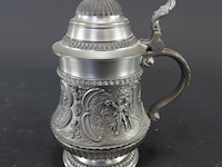 Tinnen bierkrug (ook wel bierstein genoemd) - afbeelding 1 van  5