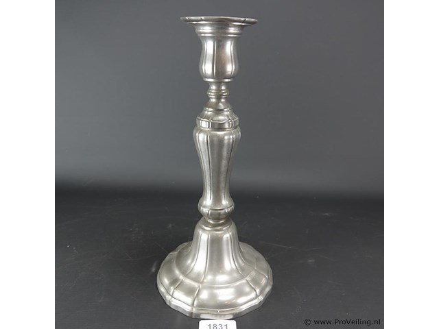 Tinnen kandelaar - afbeelding 1 van  5