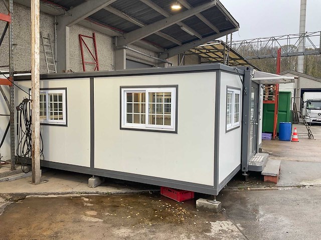 Tiny house / bureau inklapbaar - afbeelding 30 van  30