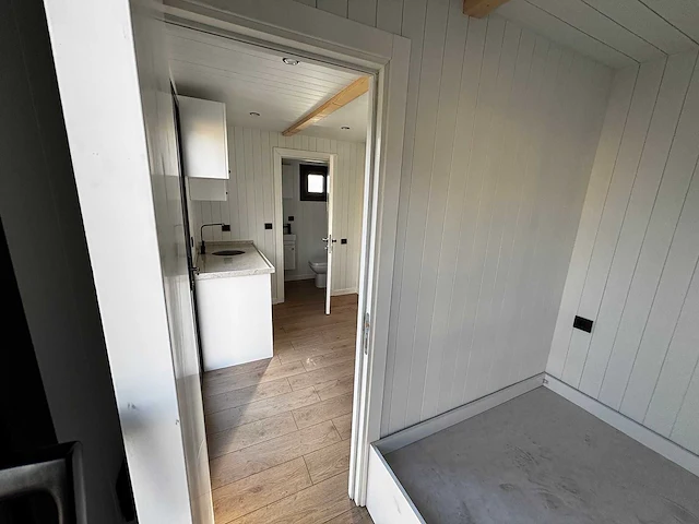 Tiny house - afbeelding 15 van  22