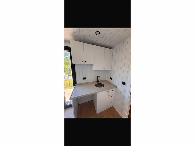 Tiny house - afbeelding 15 van  28