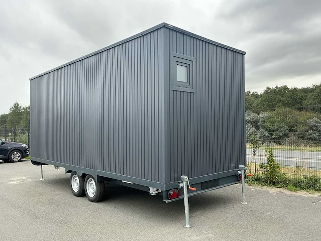 Tiny house - afbeelding 1 van  28
