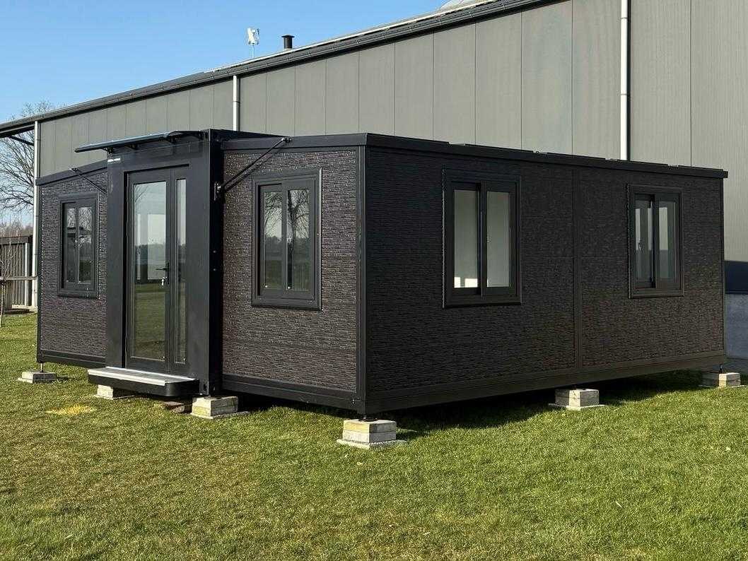 Tinyhouses, containers, opslagtenten, werkbanken en machines