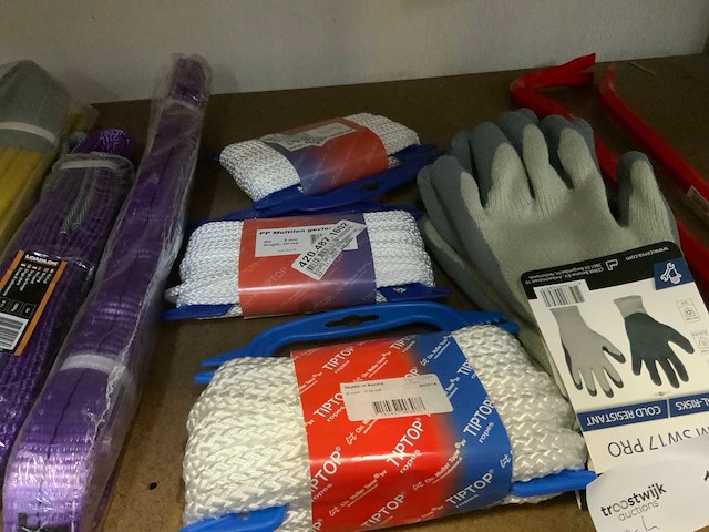 Tiptop, loadlok diverse gereedschap en materialen - afbeelding 3 van  4
