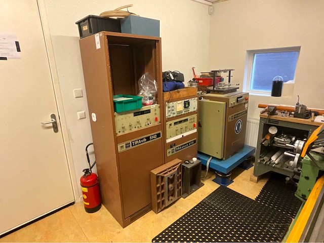 Tira vib 5142/shock 4110 elektrodynamisch vibratietestinstallatie (2x) - afbeelding 1 van  24