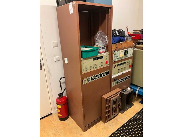 Tira vib 5142/shock 4110 elektrodynamisch vibratietestinstallatie (2x) - afbeelding 21 van  24