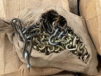 Tire chain assembly (16x) - afbeelding 1 van  4