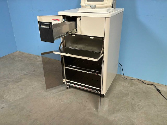 Tissue-tek vip 6-e2 vacuüm infiltration tissue processor - afbeelding 8 van  11