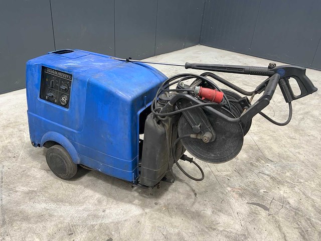 Titan energyx hogedrukreiniger - afbeelding 1 van  5