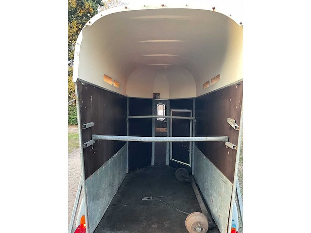 Titan jelsum ptr1 paardentrailer - afbeelding 6 van  14