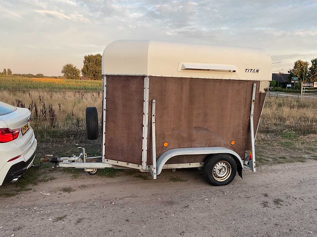 Titan jelsum ptr1 paardentrailer - afbeelding 1 van  14
