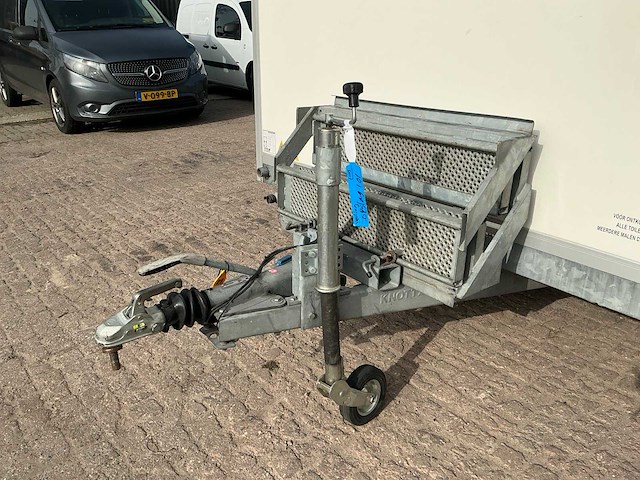 Titan jelsum toiletwagen - afbeelding 16 van  26