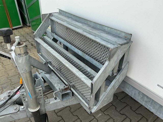 Titan jelsum toiletwagen - afbeelding 17 van  26