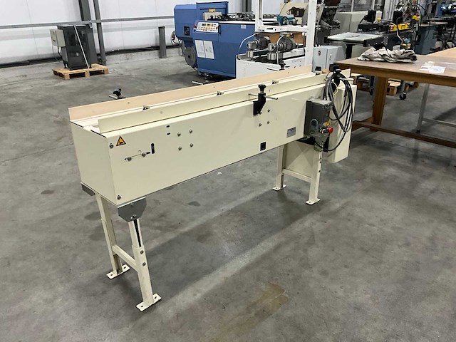 Titanas meenemer aanvoerband - afbeelding 1 van  5