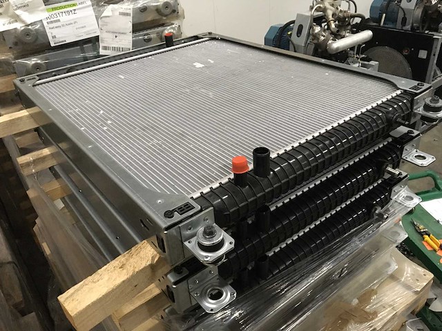 Titanx radiator (2x) - afbeelding 1 van  2
