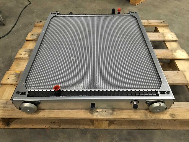 Titanx radiator - afbeelding 2 van  2