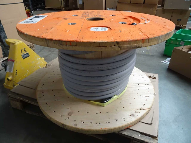 Tkf - instalflex-h emc b2ca 0,6/1 kv 4 g50 - installatiedraad 17 mtr - afbeelding 1 van  2