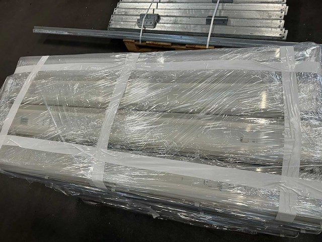 Tl-bak met verlichting (90x) - afbeelding 12 van  12