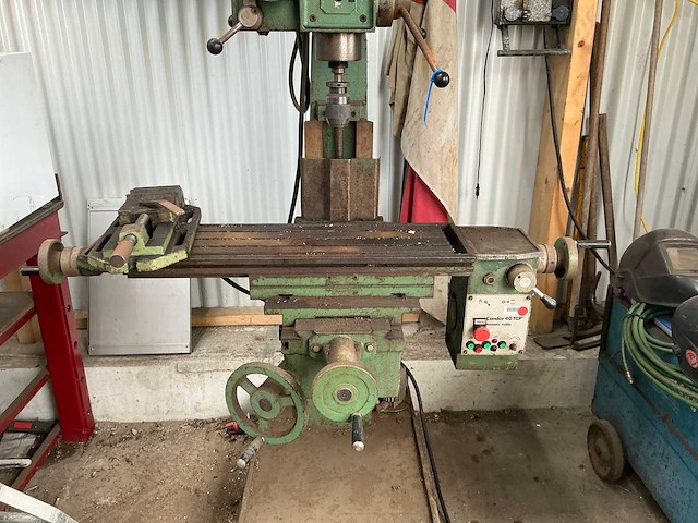 Tnw super condor 40 tcp kolomboormachine met freestafel - afbeelding 3 van  8