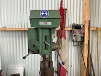 Tnw super condor 40 tcp kolomboormachine met freestafel - afbeelding 7 van  8
