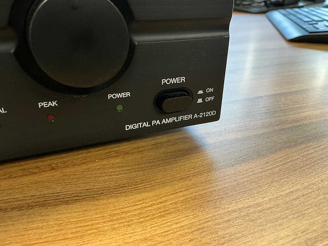Toa - a-2120d - versterker - afbeelding 3 van  3