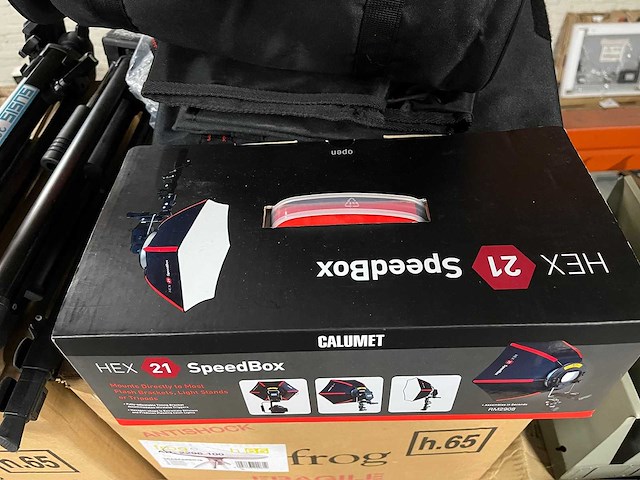 Toebehoren fotostudio o.a. verlichting (12x) - afbeelding 2 van  9